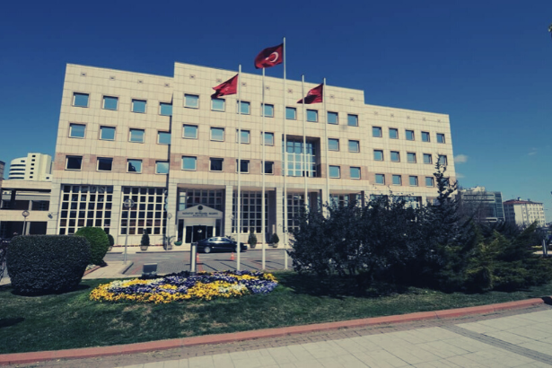 Sigara içmeyene 5 gün izin, işe bisikletle gelene 50 TL